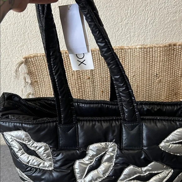 WILDFOX Black and Silver Tote Bag NEW - Picture 2 of 5